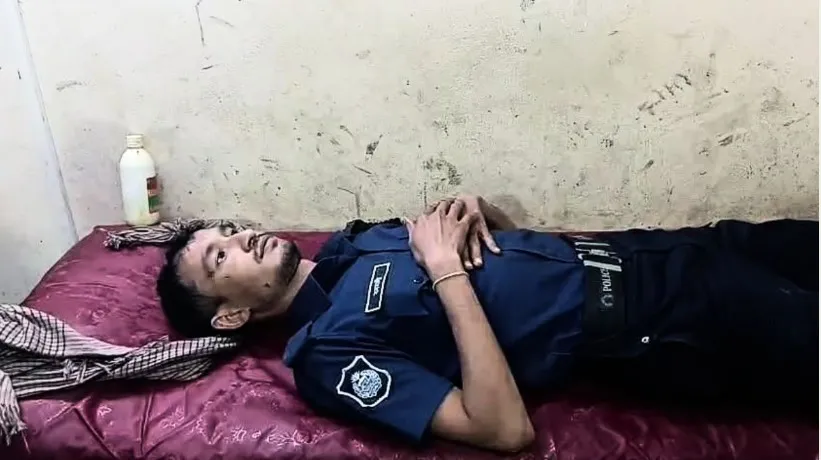  পুলিশের মাথায় রড দিয়ে আঘাত করে পালাল আসামি